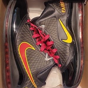 LEBRON VII QS
